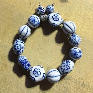Handpainted Chinoiserie Ceramic Bead Bracelet 3in Blue White Floral Cottage Gift